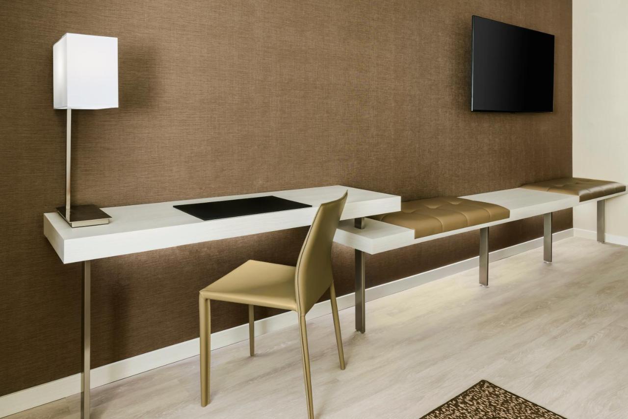 Ac By Marriott Portland Hotel
